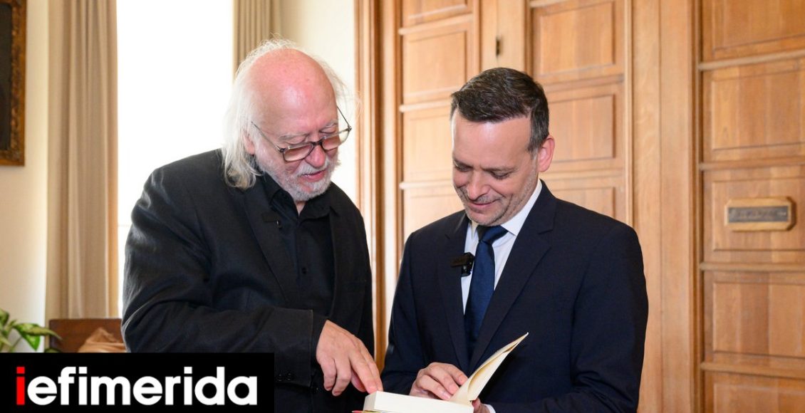 Στην-Αθήνα-ο-νομπελίστας-Λάσλο-Κρασναχορκάι,-τιμήθηκε-με-το-μετάλλιο-του-Δήμου-Αθηναίων:-«Τεράστια-τιμή-να-βρίσκομαι-εδώ»