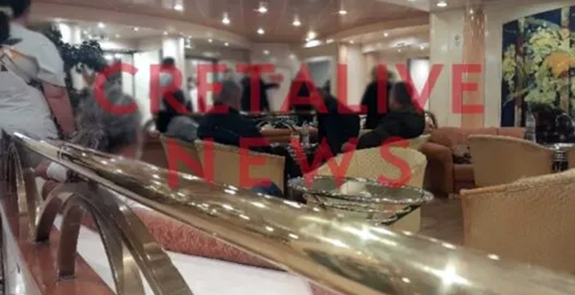 «Δεν-ήξερα-ότι-μπήκα-σε-καμπίνα-μαθητών»-ισχυρίζεται-ο-άντρας-που-έτρεχε-γυμνός-σε-πλοίο-με-προορισμό-την-Κρήτη