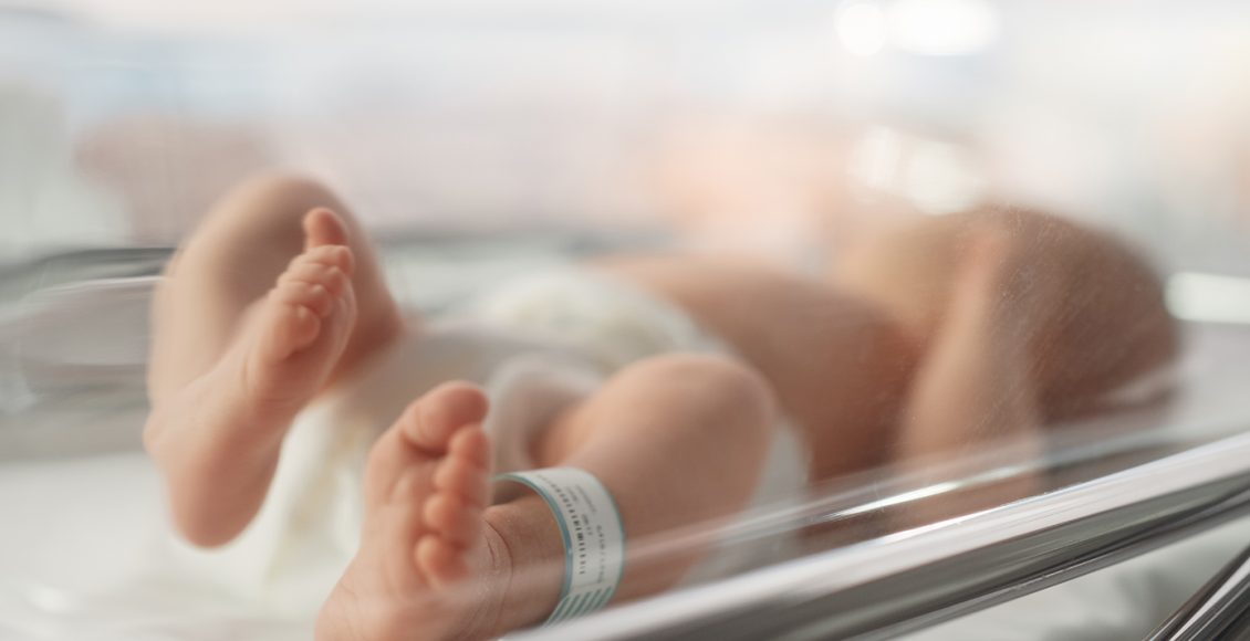 Ηλεία:-Ιατροδικαστής-εξέτασε-το-10-μηνών-βρέφος-–-Αναζητά-τα-αίτια-για-τα-κατάγματα-και-τις-δαγκωματιές