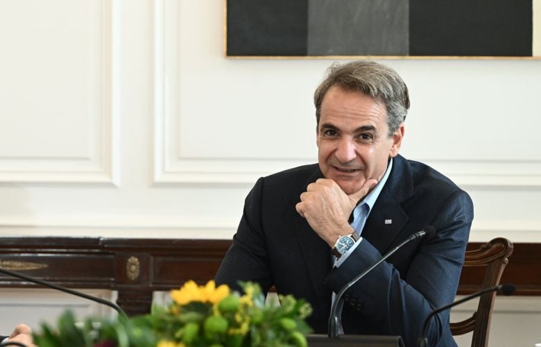 Κυριάκος-Μητσοτάκης:-Η-κυβέρνηση-είναι-και-θα-παραμείνει-στο-πλευρό-κάθε-Ελληνίδας-και-κάθε-Έλληνα,-όπως-το-έκανε-σε-κάθε-δύσκολη-στιγμή