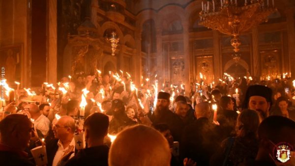 Εμπλοκή-για-την-Τελετή-της-Αφής-του-Αγίου-Φωτός