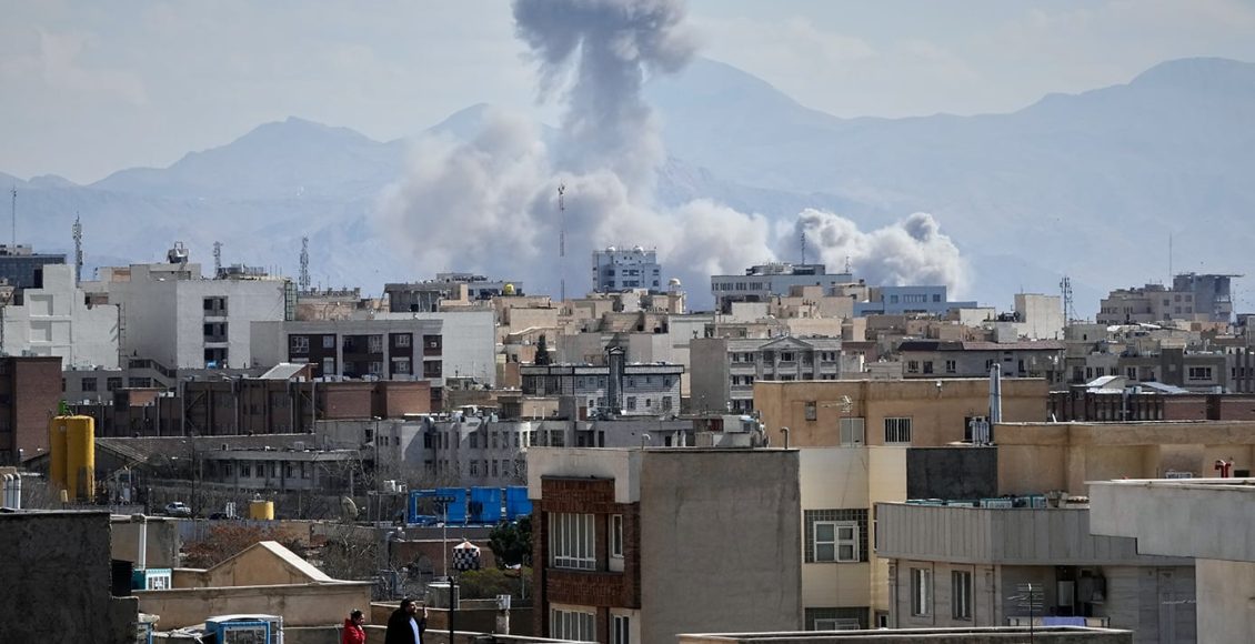 Το-Ισραήλ-έχει-πλήξει-γύρω-στις-40-εγκαταστάσεις-παραγωγής-όπλων-στην-Τεχεράνη-–-Βομβαρδίζεται-και-η-Βηρυτός