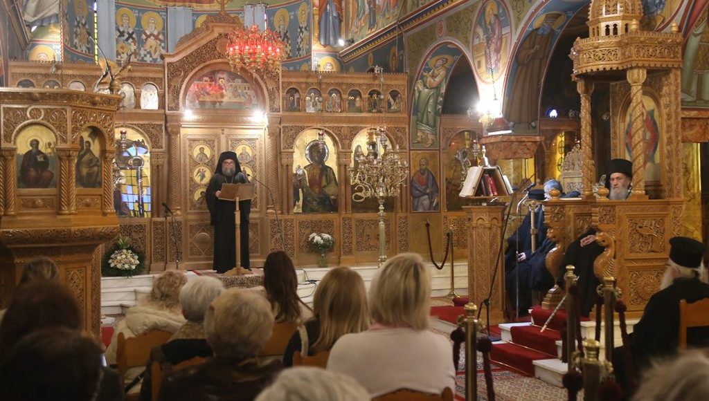 ΣΤ΄-Κατανυκτικός-Εσπερινός-στην-Ναύπακτο:-«Καί-μή-εἰσενέγκῃς-ἡμᾶς-εἰς-πειρασμόν,-ἀλλά-ρῦσαι-ἡμᾶς-ἀπό-τοῦ-πονηροῦ»