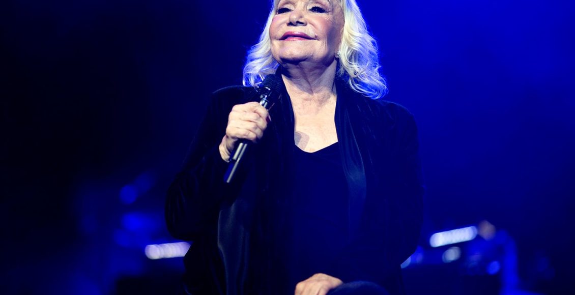 Η-Ελλάδα-αποχαιρετά-τη-Μαρινέλλα:-Σε-λαϊκό-προσκύνημα-η-σορός-της-στη-Μητρόπολη-Αθηνών-–-Οι-δύο-καλλιτέχνες-που-θα-εκφωνήσουν-επικήδειους-λόγους