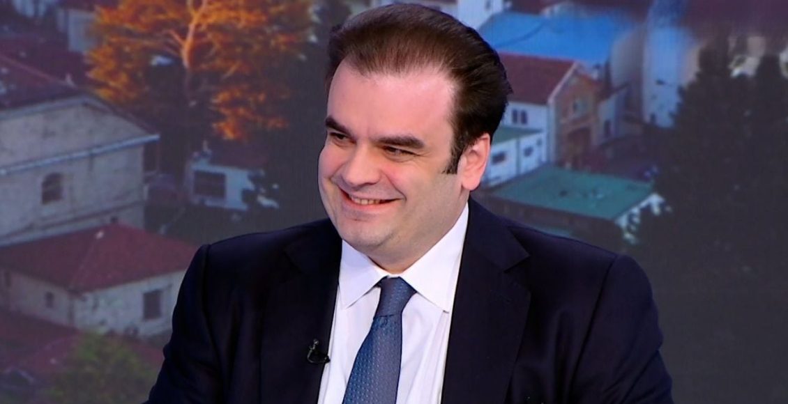 Κυριάκος-Πιερρακάκης:-Η-κυβέρνηση-παραιτείται-από-ένδικα-μέσα-για-αποζημιώσεις-στην-τραγωδία-Τεμπών