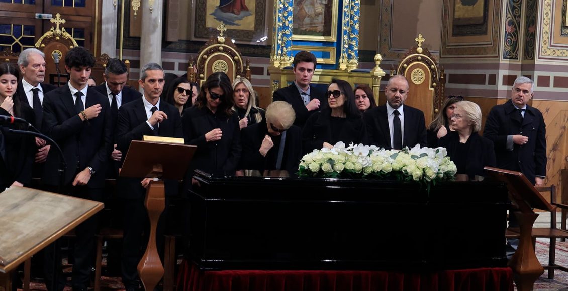 Το-τελευταίο-«αντίο»-στη-μεγάλη-Μαρινέλλα-–-Παρουσία-του-Κυριάκου-Μητσοτάκη-η-εξόδιος-ακολουθία-στη-Μητρόπολη-Αθηνών