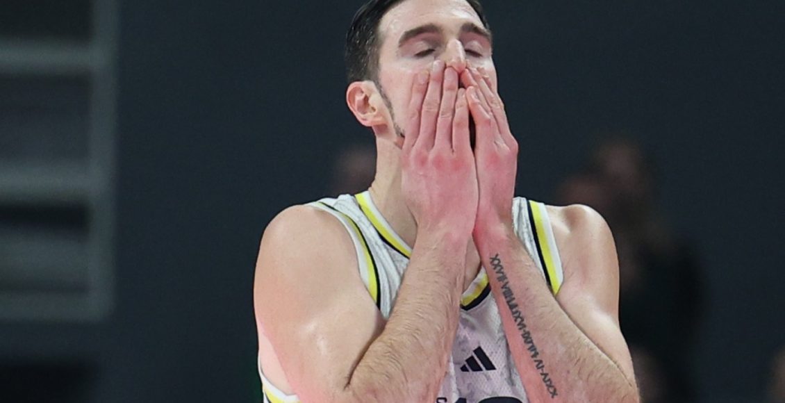 Μεγάλο-πρόβλημα-για-τη-Φενέρμπαχτσε:-Νοκ-άουτ-ο-Ντε-Κολό