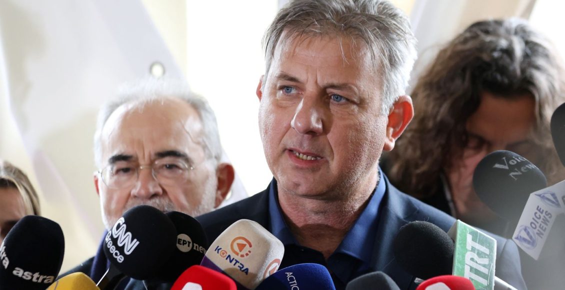 «Ο-Γεράσιμος-δίνει-μάχη-με-πόνους-φρικτούς,-ζει-στο-σκοτάδι-άδικα»-–-Συγκλονίζει-ο-πατέρας-του-μοναδικού-επιζώντα-από-το-πρώτο-βαγόνι-στα-Τέμπη