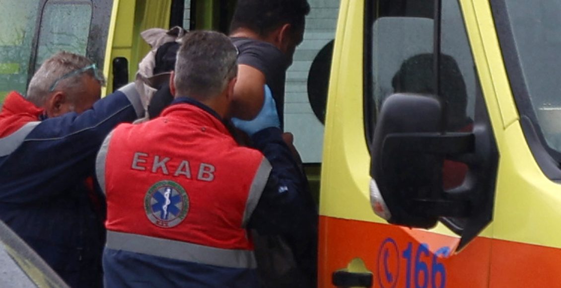 Σε-αναπηρικό-καροτσάκι-βγήκε-από-το-δικαστήριο-ο-Πάνος-Ρούτσι,-αποχώρησε-με-ασθενοφόρο-–-«Ασκήθηκε-βία-εναντίον-γονιών»-καταγγέλλει-η-Κωνσταντοπούλου