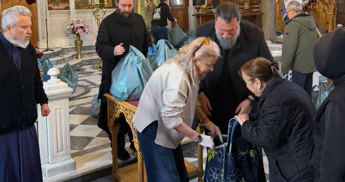 Δέματα-Αγάπης-από-την-Ιερά-Μητρόπολη-Νέας-Ιωνίας