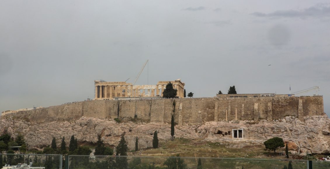 ΣτΕ:-Νέο-πρόστιμο-για-την-καθυστέρηση-κατεδάφισης-των-παράνομων-ορόφων-του-ξενοδοχείου-coco-mat-στην-Ακρόπολη