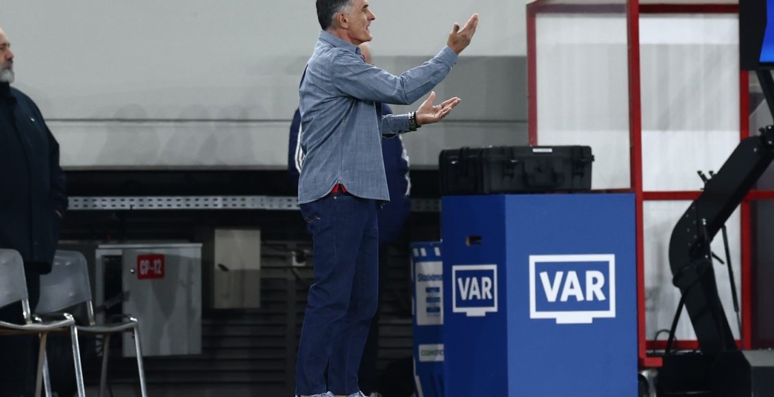 Ο-Μεντιλίμπαρ-κρατάει-τους-παίκτες-του-Ολυμπιακού-στις-εγκαταστάσεις-του-Ρέντη