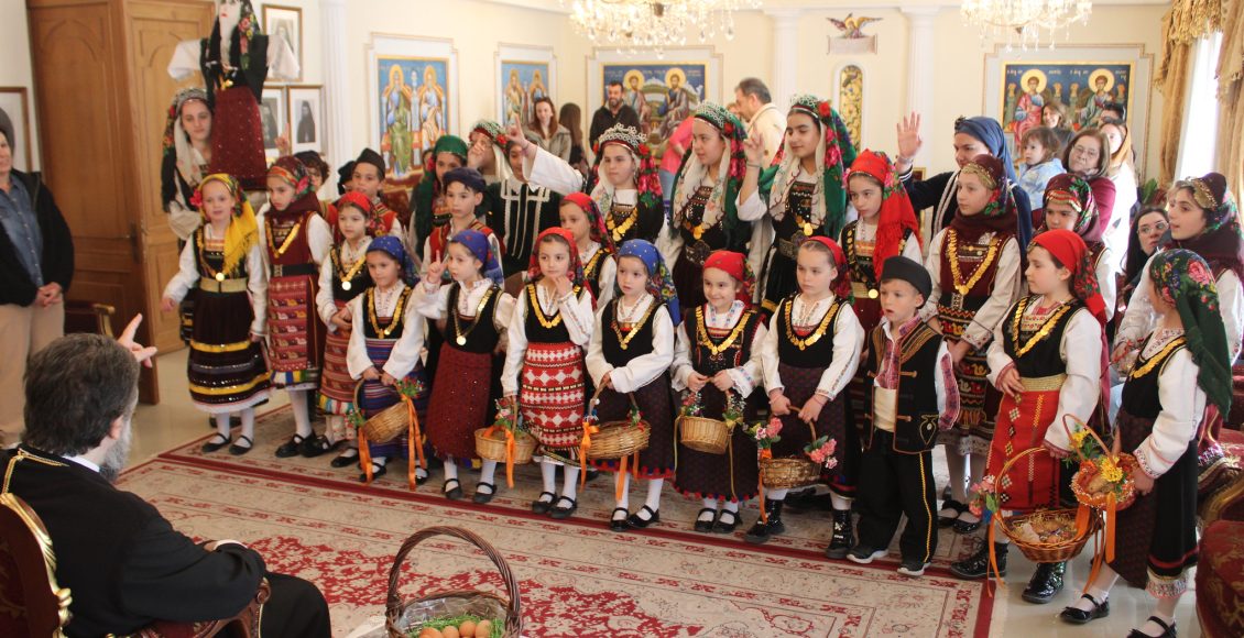 Προανάκρουσμα-ελπίδος-και-ζωής-από-τους-μικρούς-αγγελιοφόρους-της-Αναστάσεως-στην-Εκκλησία-των-Σερρών