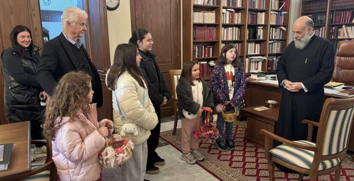 Μήνυμα-Αναστάσεως-από-τα-κάλαντα-του-Λαζάρου-στην-Ιερά-Μητρόπολη-Θεσσαλιώτιδος