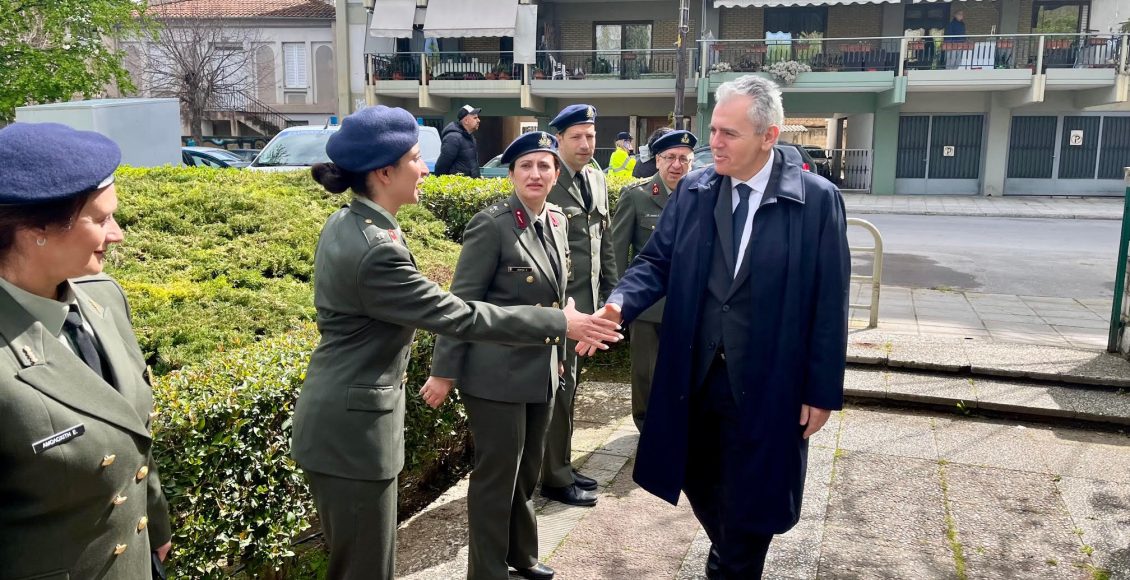 Ο-Μάξιμος-Χαρακόπουλος-εξήρε-την-φιλοπατρία-των-Θεσσαλών-υγιειονομικών-στρατιωτικών