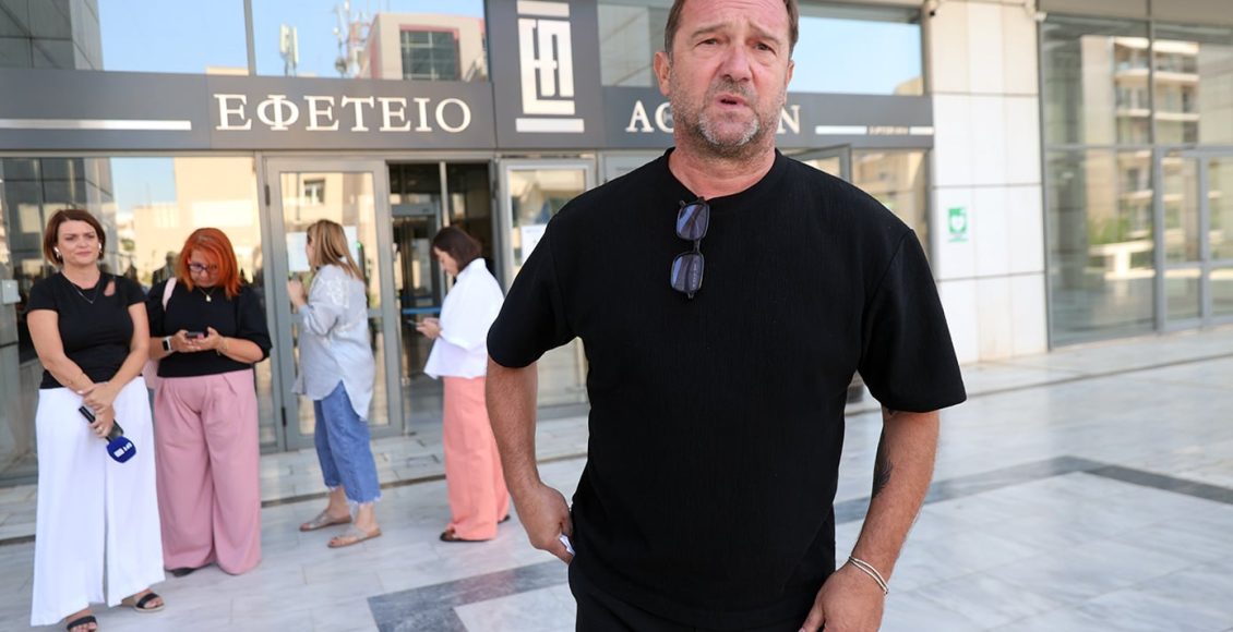 Πλακιάς-σε-Κωνσταντοπούλου:-Μην-λέτε-ψέματα,-δεν-θα-σας-βγει-σε-καλό-–-Ήμουν-εκεί,-δεν-ασκήθηκε-βία-στον-Ρούτσι