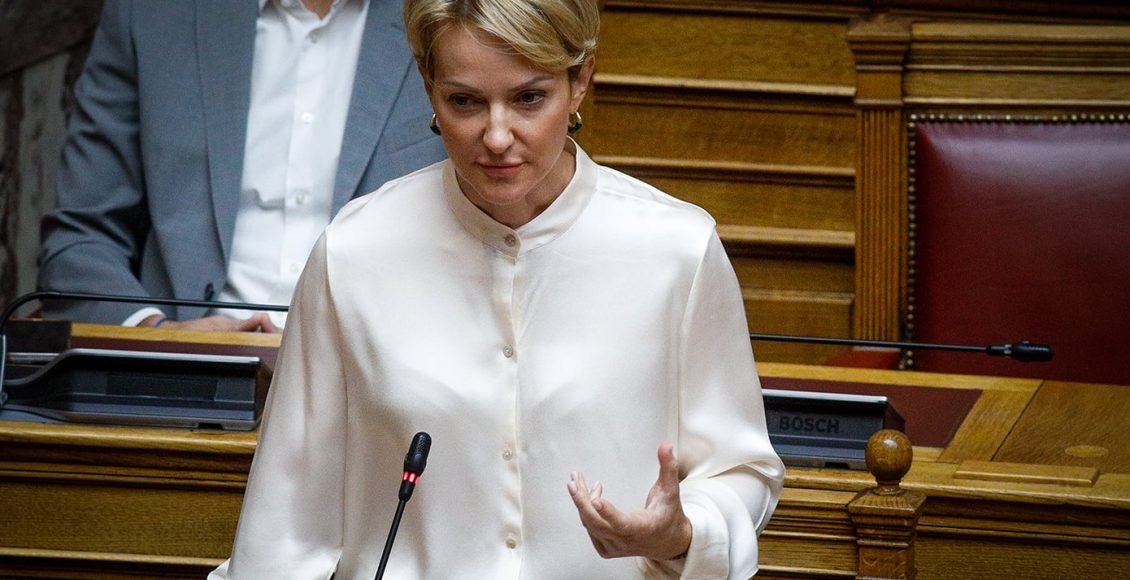 Σδούκου:-Ρήξη-με-το-πελατειακό-κράτος-–-Υπάρχουν-δύο-διαφορετικές-Ελλάδες