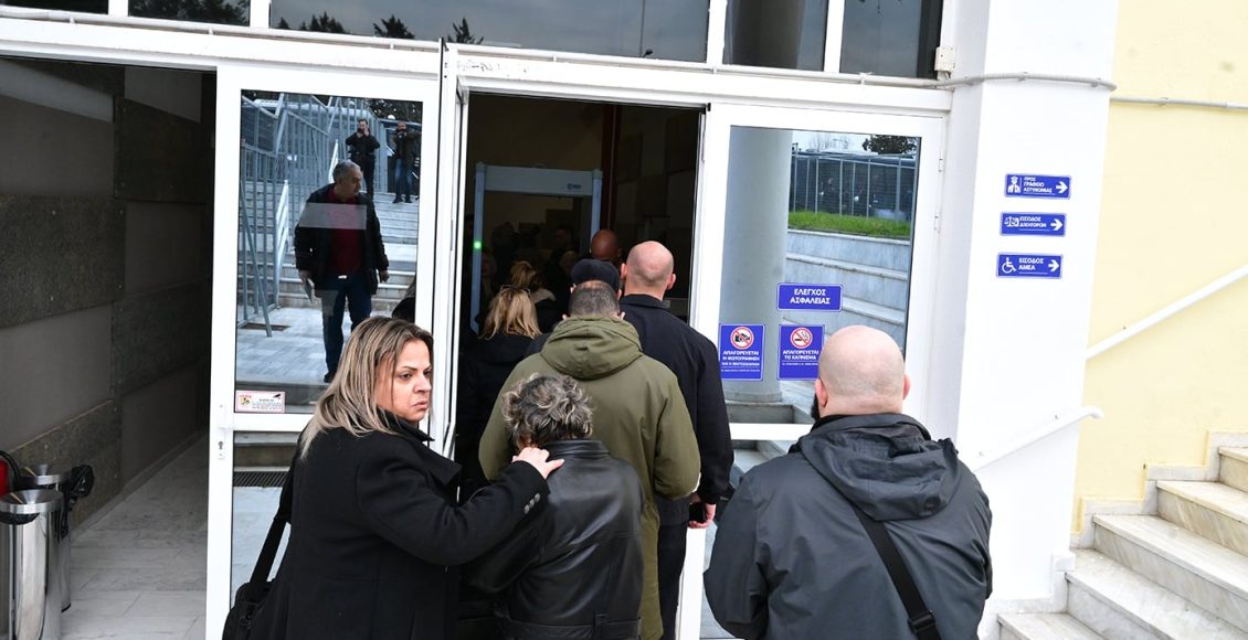 Συνεχίζεται-η-διαδικασία-των-νομιμοποιήσεων-στη-δίκη-των-Τεμπών