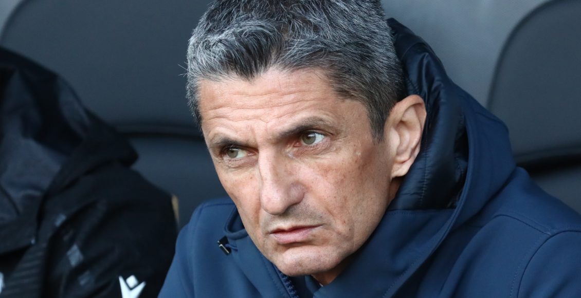 Το-ξέσπασμα-της-γυναίκας-του-Λουτσέσκου:-«Κρυβόμασταν-κάτω-από-καθίσματα,-ήταν-ταπεινωτικό»