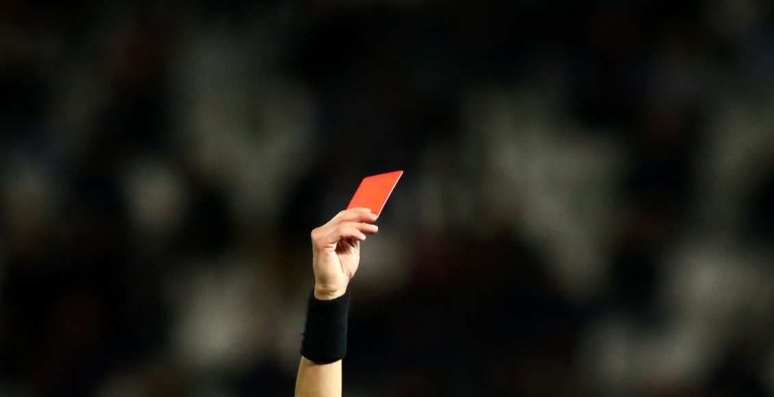 Διαιτητής–καρατέκα-«ξάπλωσε»-βοηθό-προπονητή-στο-Περού!