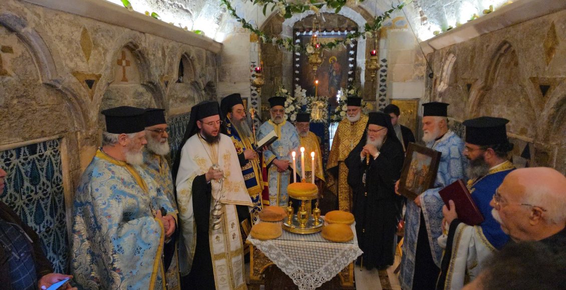 Ο-Εσπερινός-του-Ευαγγελισμού-της-Θεοτόκου-στη-Ναζαρέτ