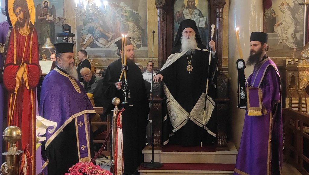 Η-Μεγάλη-Τρίτη-στη-Μητρόπολη-Κορίνθου