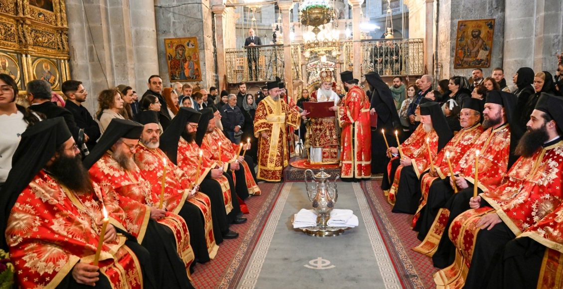 Μετά-από-40-ημέρες-ο-Πανίερος-Ναός-της-Αναστάσεως-άνοιξε-για-την-τελετή-του-Ιερού-Νιπτήρος