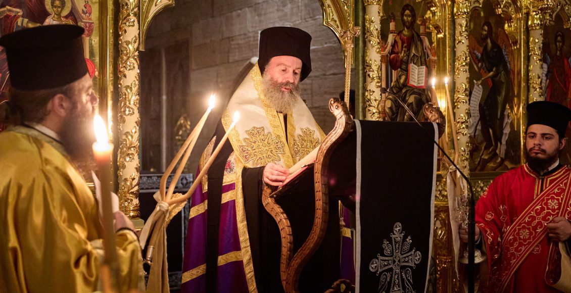 Ο-Αυστραλίας-Μακάριος-στην-Ακολουθία-των-Αγίων-Παθών-στο-Σύδνεϋ