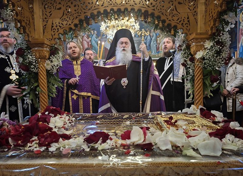 Η-Αποκαθήλωση-στην-Ιερά-Μητρόπολη-Κορίνθου
