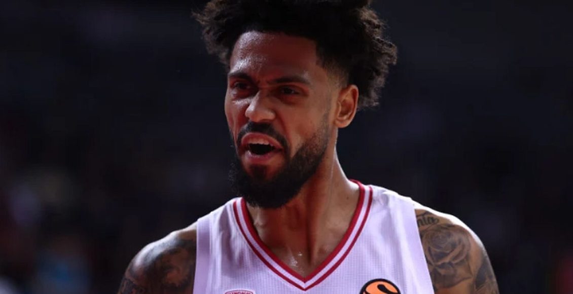 Ζητάει…-συμβόλαιο-Μιλουτίνοφ-από-τον-Ολυμπιακό-–-Τον-υπογράφουν-οι-Αγγελόπουλοι-μαζί-με-Μακιντάιρ