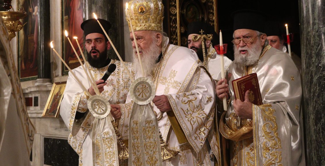 Η-Ακολουθία-της-Αναστάσεως-στον-Ιερό-Μητροπολιτικό-Ναό-Αθηνών