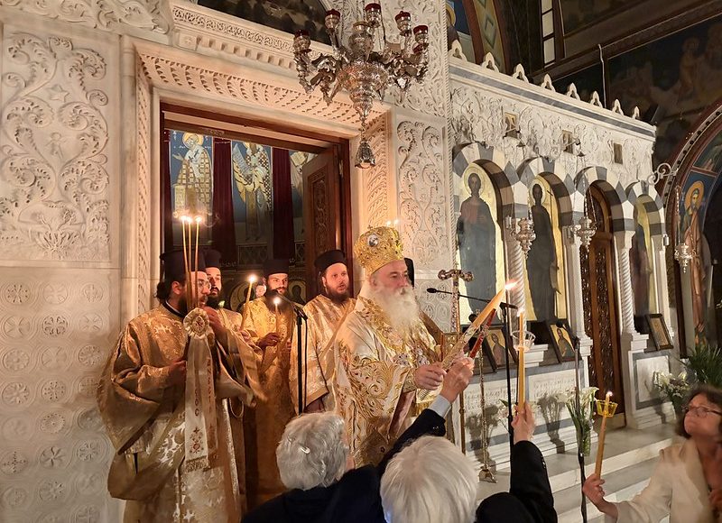 Η-Ακολουθία-της-Αναστάσεως-στην-Ιερά-Μητρόπολη-Κορίνθου