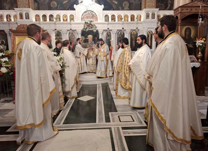 Σήμερα-Χριστός-Ανέστη-στην-Ιερά-Μητρόπολη-Χαλκίδος