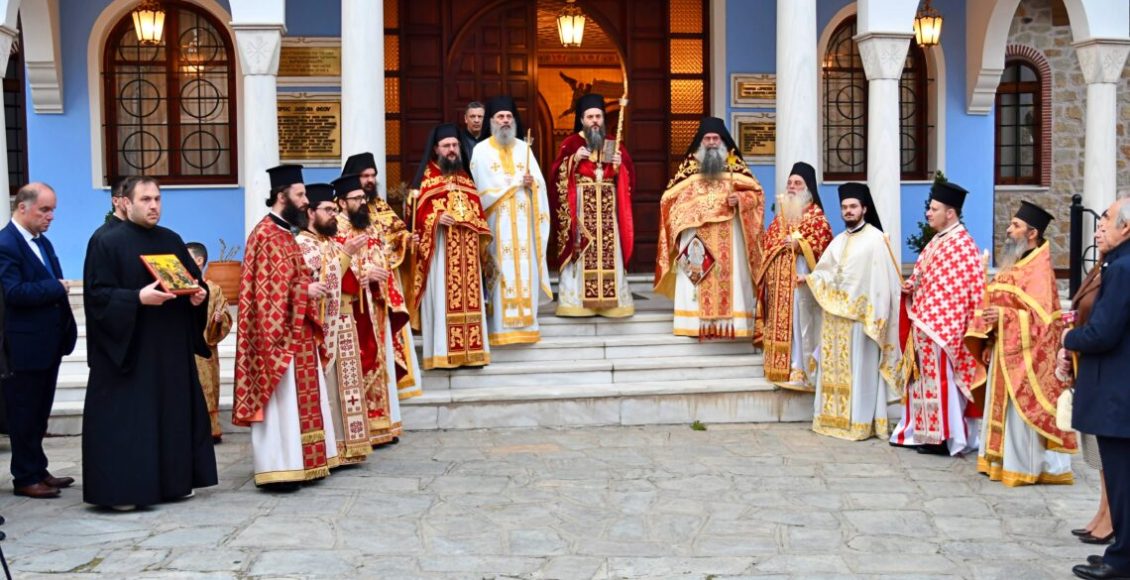 Με-λαμπρότητα-στην-Αρναία-ο-Εσπερινός-της-Αγάπης