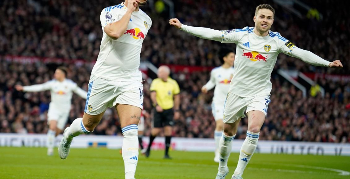 premier-league:-Σόκαρε-την-Γιουνάϊτεντ-η-Λιντς,-1-2-στο-«Όλντ-Τράφορντ»