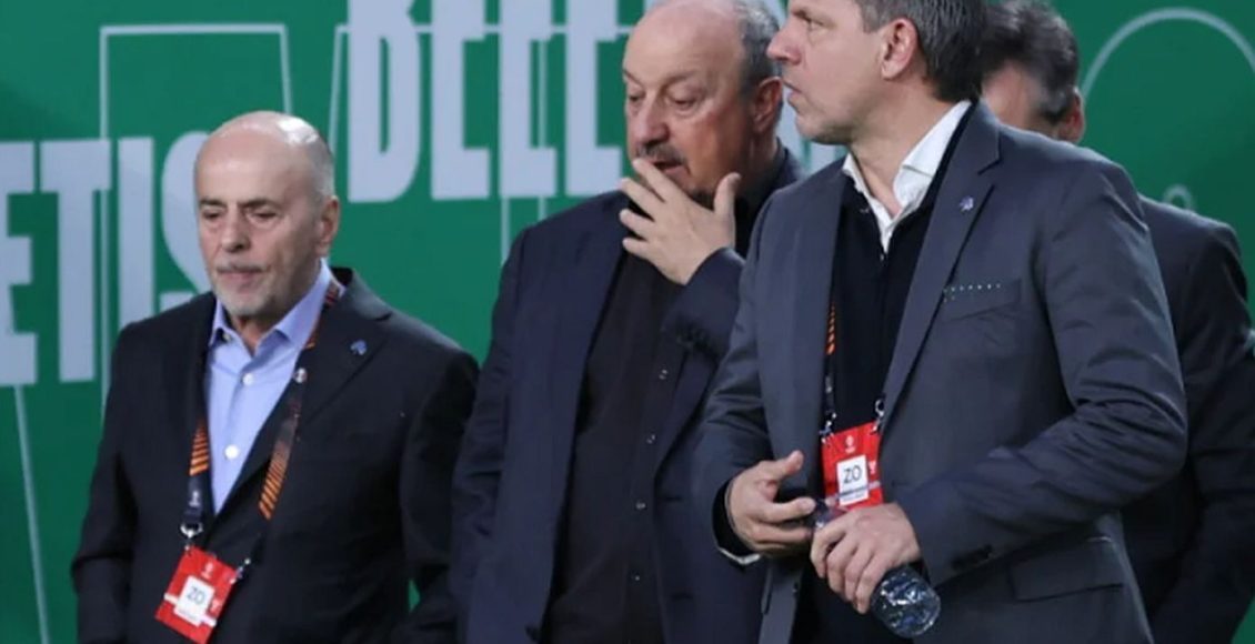 Οι-4+2-παίκτες-που…-διώχνουν-τον-Μπενίτεθ-από-τον-Παναθηναϊκό-–-Τι-ζήτησε-ο-Αλαφούζος