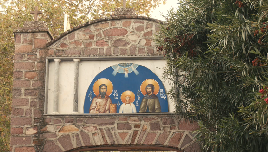 Το-αφιέρωμα-της-pemptousia-tv-στους-Αγίου-Ραφαήλ,-Νικόλαο-και-Ειρήνη