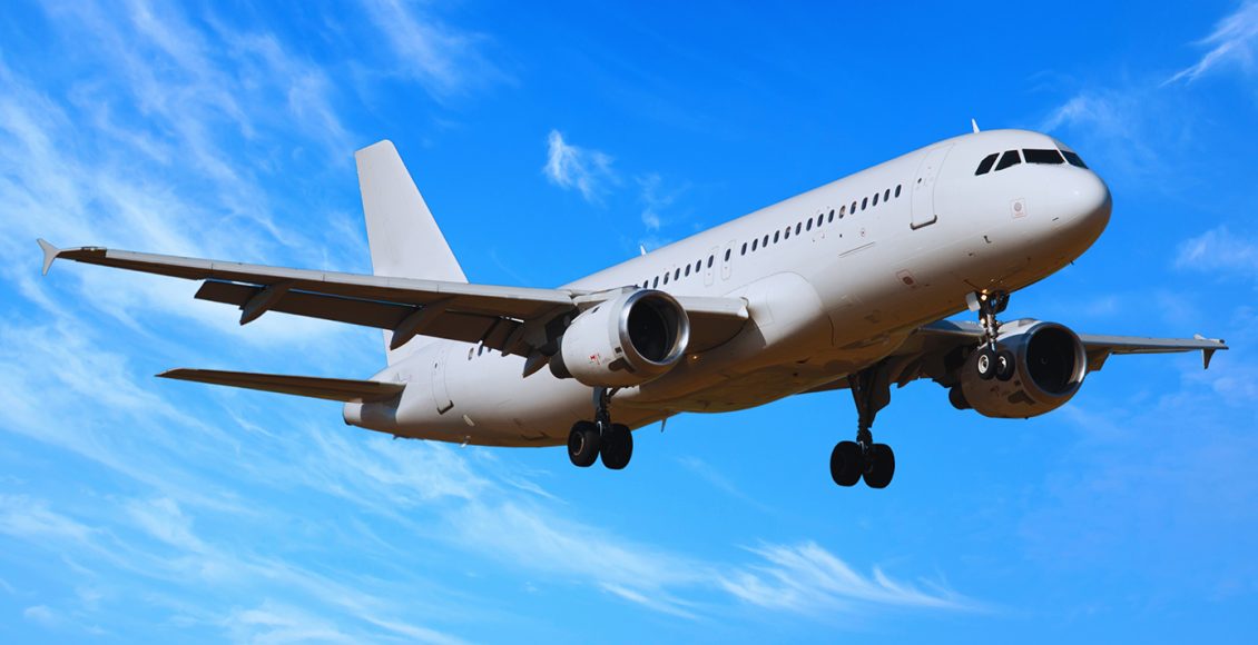 Ασέλγεια-στον-αέρα:-Επιβάτης-παρενόχλησε-αεροσυνοδό-επιδεικνύοντας-τα-γεννητικά-του-όργανα