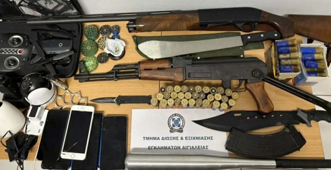 Αίγιο:-Συλλήψεις-για-τον-άγριο-ξυλοδαρμό-νεαρού-σε-καφετέρια-–-Βρέθηκε-οπλοστάσιο-σε-δύο-σπίτια