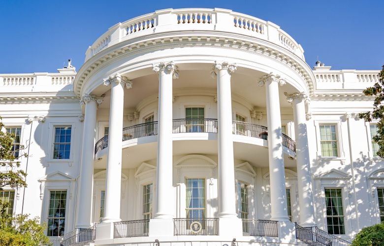 Ο-Λευκός-Οίκος-αρνείται-ότι-οι-ΗΠΑ-ζήτησαν-την-εκεχειρία-με-το-Ιράν