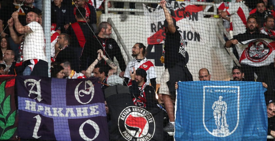 ΑΕΚ-–-Ράγιο-Βαγιεκάνο:-Σημαίες-του-Ηρακλή-στην-εξέδρα-των-Ισπανών