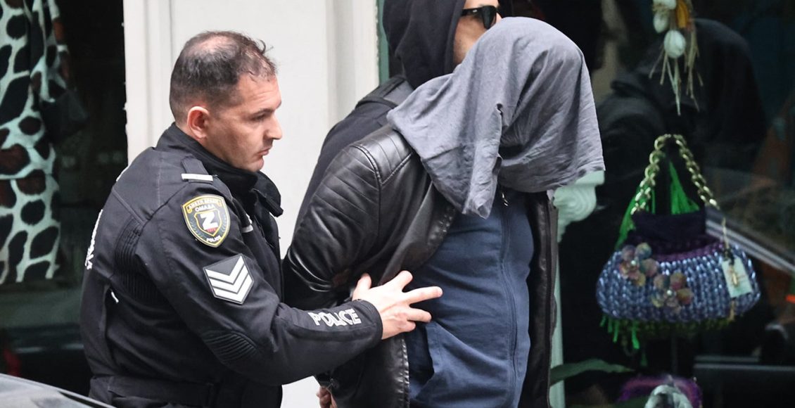 Θρίλερ-στο-κέντρο-της-Αθήνας:-Θανάσιμη-πτώση-γυναίκας-από-τον-4ο-όροφο-πολυκατοικίας-–-Εξετάζεται-ένας-Ιταλός-τουρίστας-45-ετών