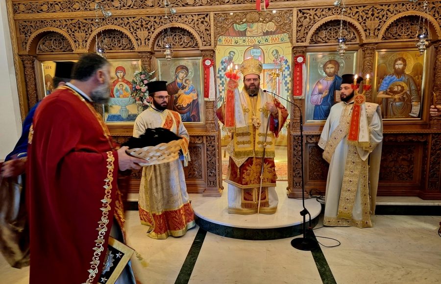Εορτή-Ζωοδόχου-Πηγής-στον-Ιερό-Κοιμητηριακό-Ναό-Κομοτηνής