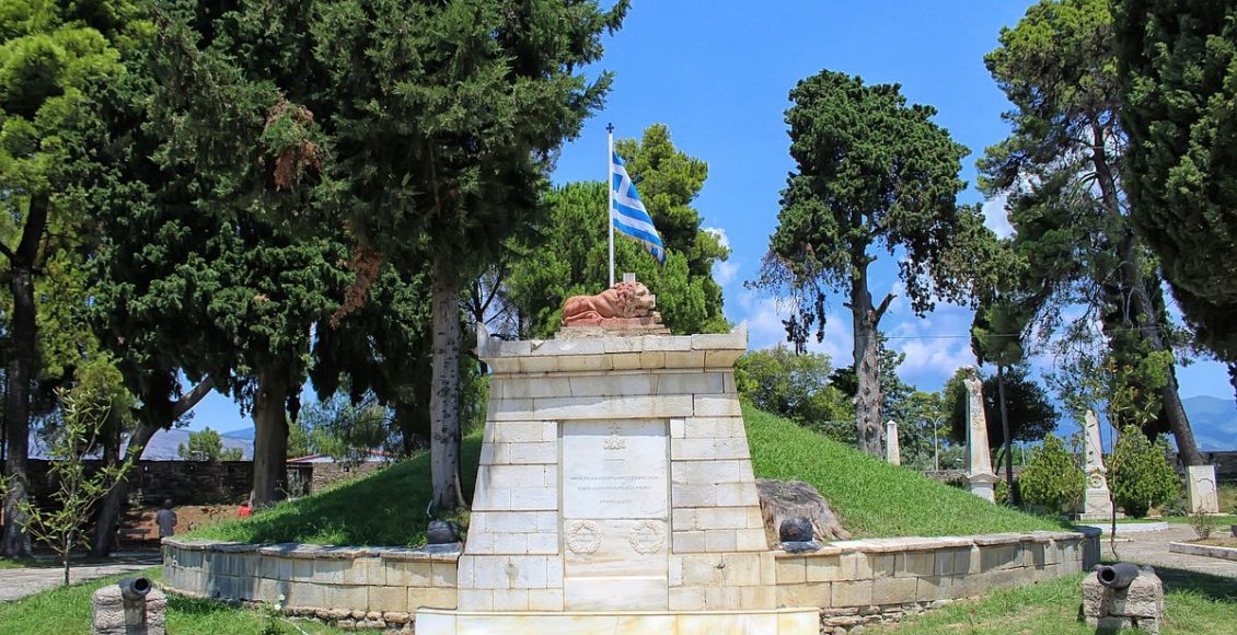 Απευθείας-Αναμετάδοση-της-Αναστάσιμης-Αρχιερατικής-Θείας-Λειτουργίας-στον-Κήπο-των-Ηρώων-στο-Μεσολόγγι