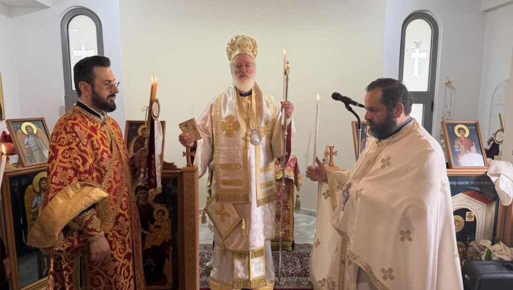 Θεία-Λειτουργία-στο-Παρεκκλήσιο-του-Αγίου-Νέστορος-στο-Αρκαλοχώρι