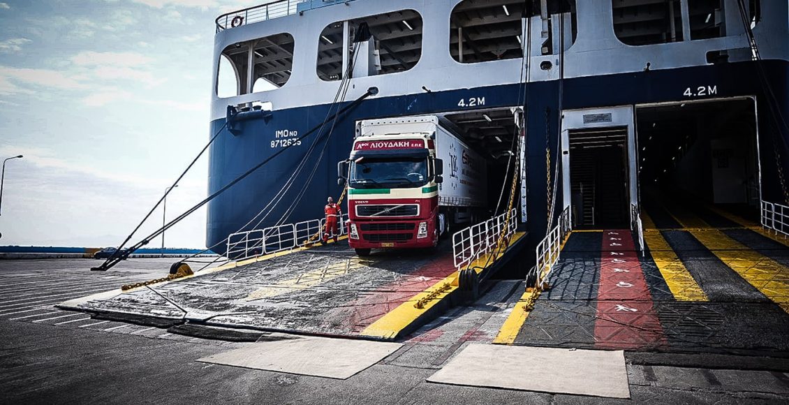 Έληξε-η-κινητοποίηση-των-κτηνοτρόφων-στο-λιμάνι-της-Μυτιλήνης