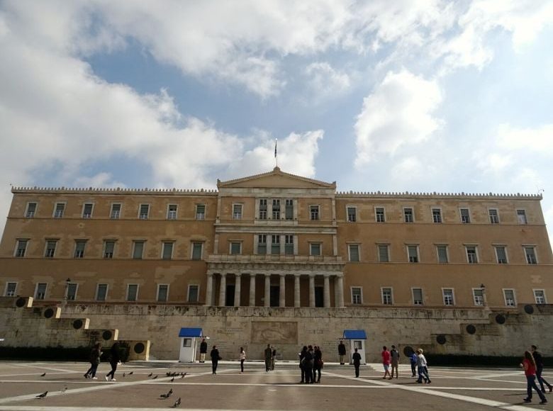 Βουλή:-Στην-Ολομέλεια-σήμερα-η-συζήτηση-για-άρση-ασυλίας-13-βουλευτών-της-ΝΔ-που-αναφέρονται-στις-δύο-νέες-δικογραφίες-για-την-υπόθεση-ΟΠΕΚΕΠΕ