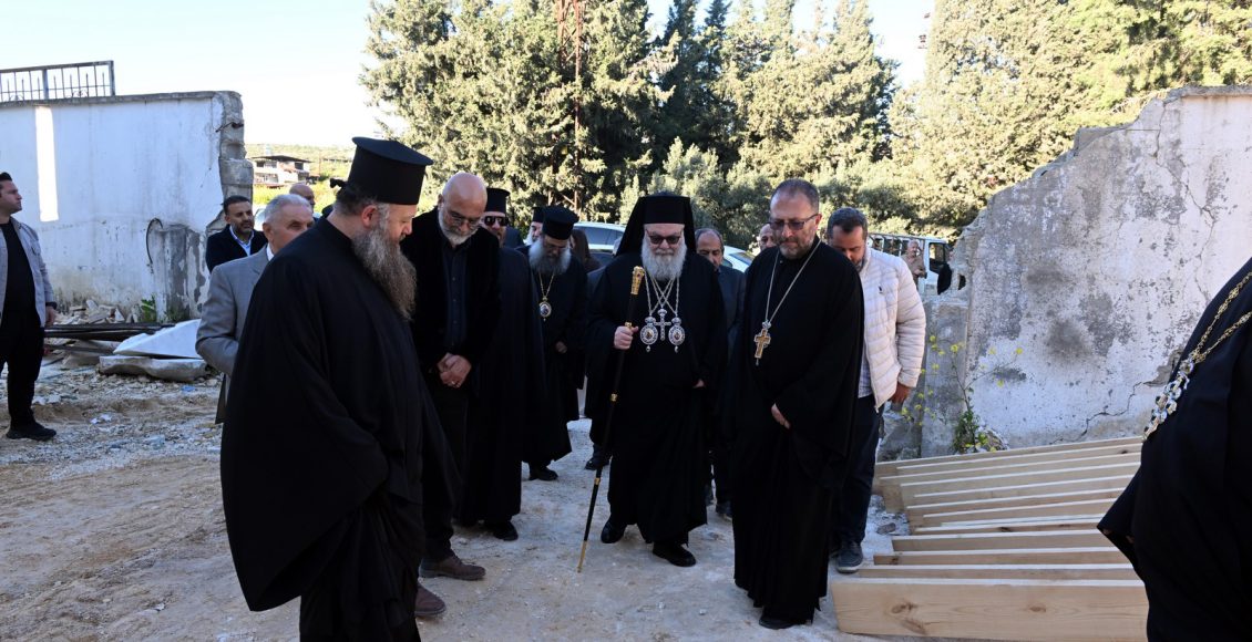 Ο-Πατριάρχης-Αντιοχείας-στο-νεοανεγειρόμενο-Ναό-Αγ.-Γεωργίου-στο-Σουρίγιε-στην-επέτειο-απαγωγής-των-δύο-Μητροπολιτών:-«Η-μνήμη-τους-είναι-ζωντανή»