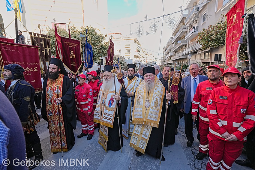 Πάνδημη-υποδοχή-της-Παναγίας-Σουμελά-στην-Καβάλα-(ΦΩΤΟ-ΒΙΝΤΕΟ)