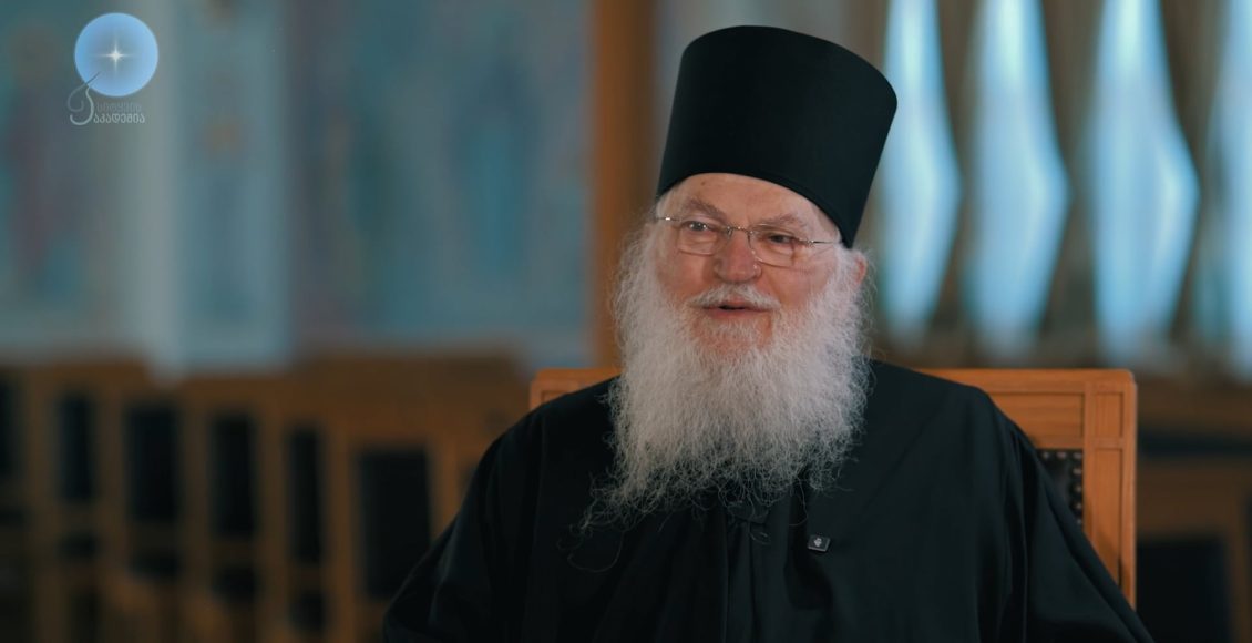 Γέροντας-Εφραίμ:-Ο-Πατριάρχης-Ηλίας-ήταν-ένα-ζών-δοχείο-της-Χάριτος-(binteo)